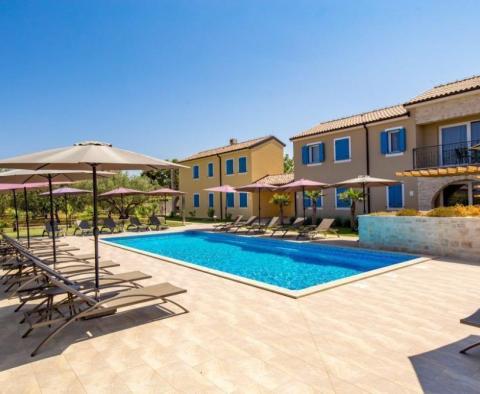 Complex of apartments in Porec area 1,5 km from the sea 