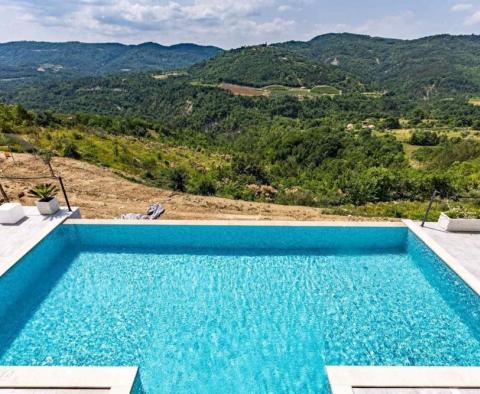 Hacienda unique en Istrie, dans la région de Cerovje, sur plus de 2 hectares de terrain, avec une vue imprenable sur la verdure - pic 6