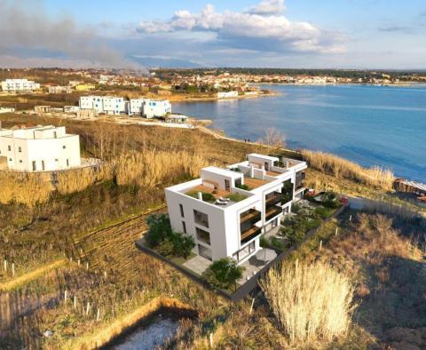 Luxuriöse Maisonette-Apartments in der Gegend von Zadar, nur 50 Meter vom Meer entfernt - foto 10