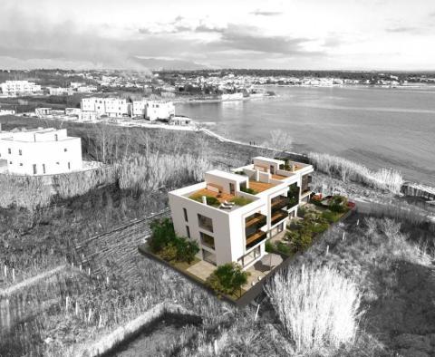 Luxuriöse Maisonette-Apartments in der Gegend von Zadar, nur 50 Meter vom Meer entfernt - foto 11