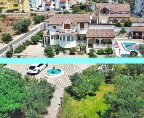 Urban land plot for sale in Vodice, 900 meters from the sea 