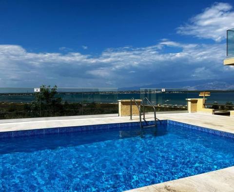 Beaux appartements à vendre à Nin, région de Zadar 