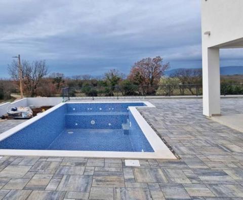 Moderne Villa mit Swimmingpool in Marčana mit weitem Meerblick - foto 2