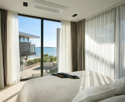 Villa de luxe ultra-moderne près de la mer dans la région de Zadar - pic 12