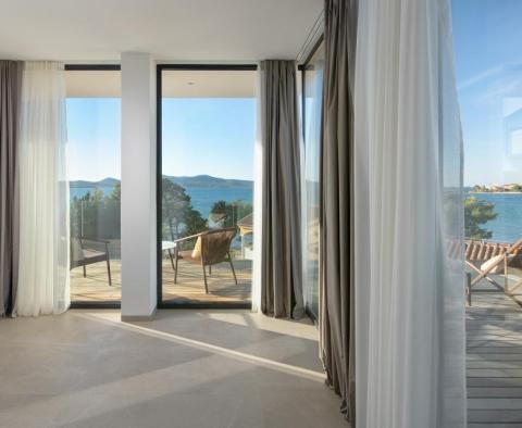 Villa de luxe ultra-moderne près de la mer dans la région de Zadar - pic 18