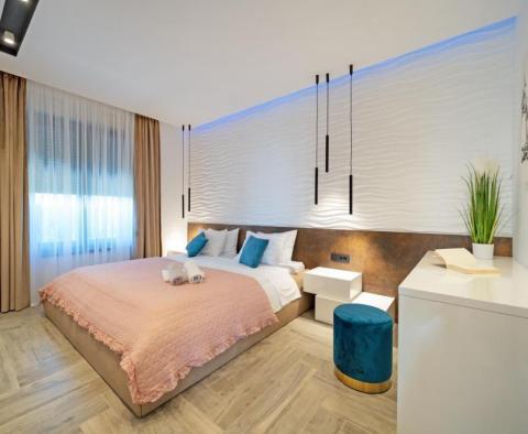 Fascinující moderní vila s výhledem na souostroví Zadarské ostrovy - pic 16