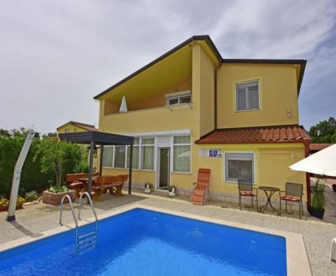 Apartment house with 5 apartments in Porec area with swimming pool 
