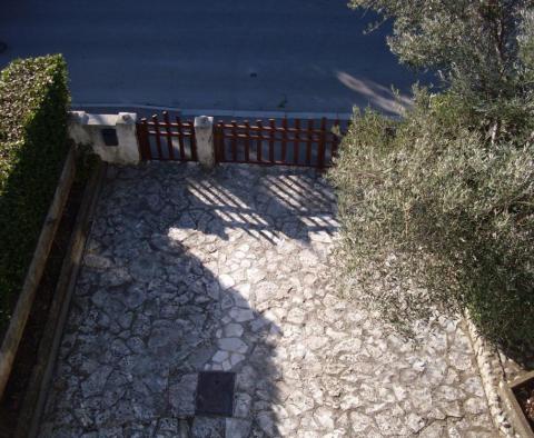 Detached real estate with three apartments just 100 meters from the sea in Krk Town - pic 31