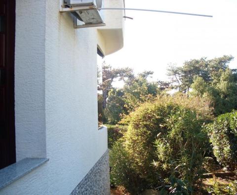 Detached real estate with three apartments just 100 meters from the sea in Krk Town - pic 40
