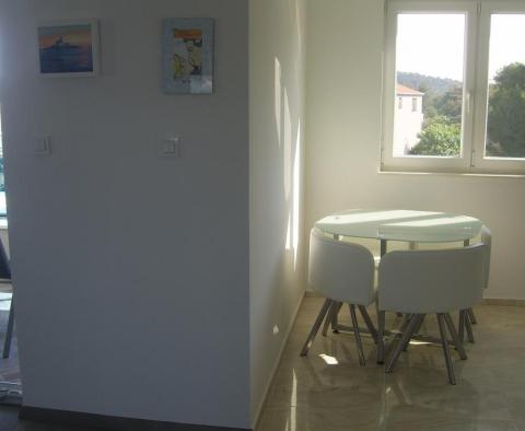 Apartmanház a híres Rogoznicában, mindössze 70 méterre a tengertől - pic 14