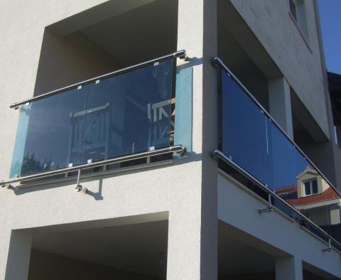 Apartmanház a híres Rogoznicában, mindössze 70 méterre a tengertől - pic 42