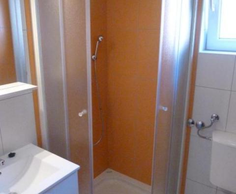 Продается дом с 10 квартирами в Марине по пути из Трогира в Рогозницу - фото 19