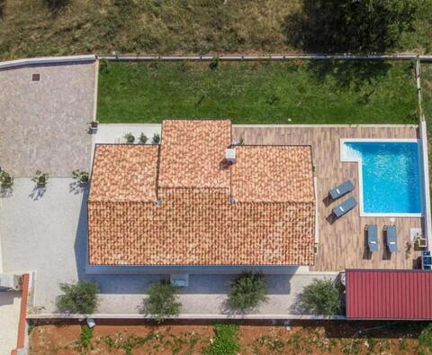 Charming villa with swimming pool in Poreč - pic 7