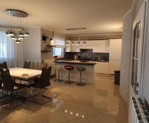 Haus im Stadtteil Vidikovac in Pula - foto 4