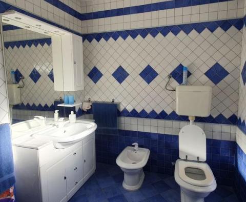 Haus im Stadtteil Vidikovac in Pula - foto 18