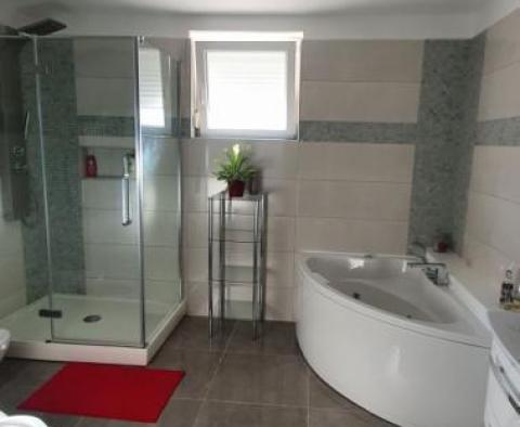 Haus im Stadtteil Vidikovac in Pula - foto 22