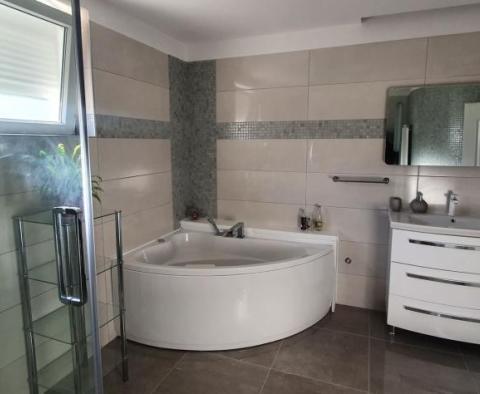 Haus im Stadtteil Vidikovac in Pula - foto 24