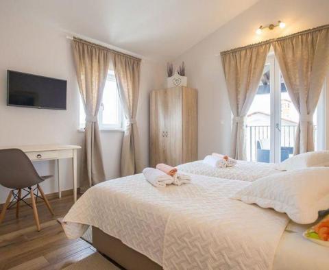 Moderne Villa in toller Lage in Sveti Lovrec, rustikaler Stil - foto 10