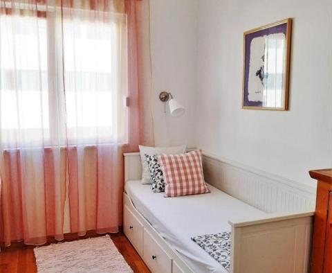 Eine fantastische Wohnung mit drei Schlafzimmern und 2 Balkonen im Zentrum von Split - foto 12