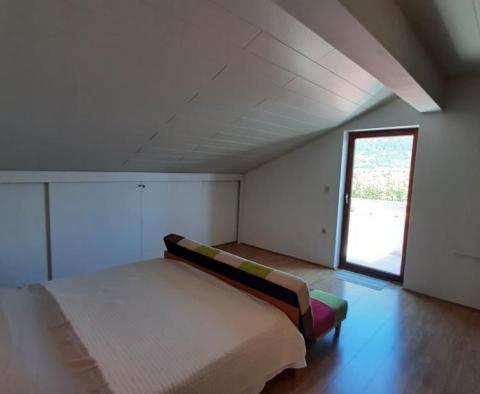 Three-bedroom apartment with sea views in Baska on Krk peninsula - pic 10