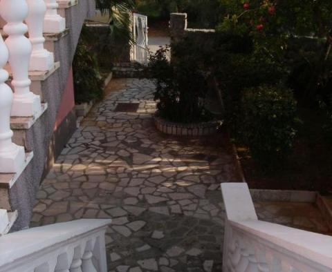 Guest house with 5 apartments for sale in Krk, 700 meters from the sea - pic 12