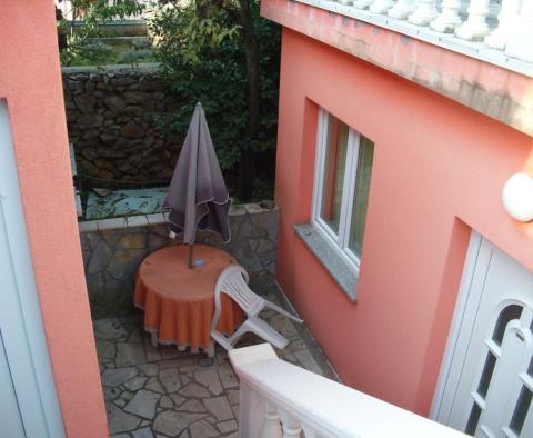 Guest house with 5 apartments for sale in Krk, 700 meters from the sea - pic 18