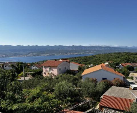 Maison à Šilo, Dobrinj, à 1,5 km de la mer, avec une vue magnifique sur la mer ! - pic 3