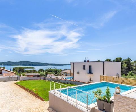 Villa moderne avec piscine à seulement 150 mètres de la mer à Medulin - pic 3