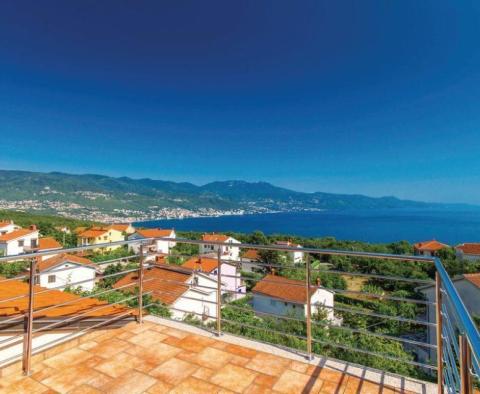 Villa with swimming pool and panoramic sea views in Rijeka, Martinkovac - pic 4