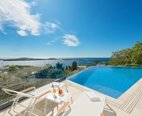 Magnifique villa moderne à Hvar avec piscine et architecture exceptionnelle - pic 5