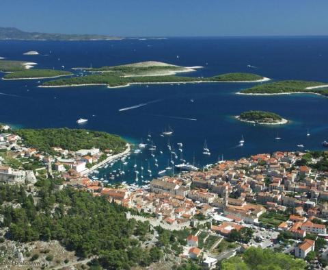 Lux villa on the island of Hvar - top position in Uvala Vira just 1,4 km from the centre of town of Hvar - pic 28