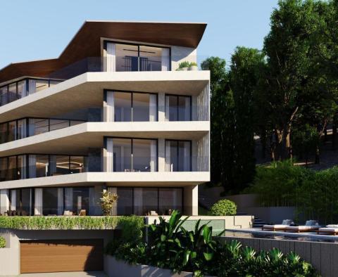 Új extravagáns rezidencia Abbáziában úszómedencével, lifttel és panorámás teraszokkal 