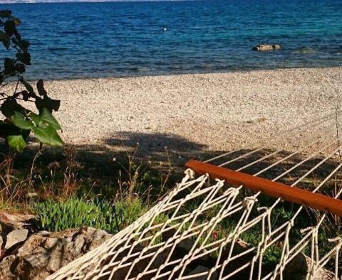 Luxusní vila první linie v Supetaru na ostrově Brač s kotvištěm pro loď - pic 27