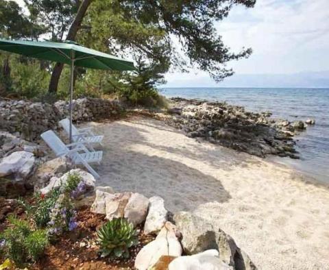 Stylish stone villa with beatiful sea views in Mirca on Brac island - pic 9