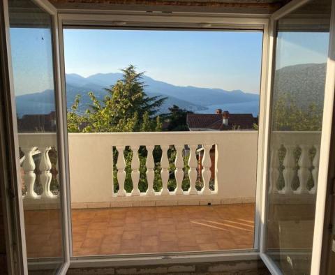 Дом в Матульи над Опатией с панорамным видом на море - фото 22
