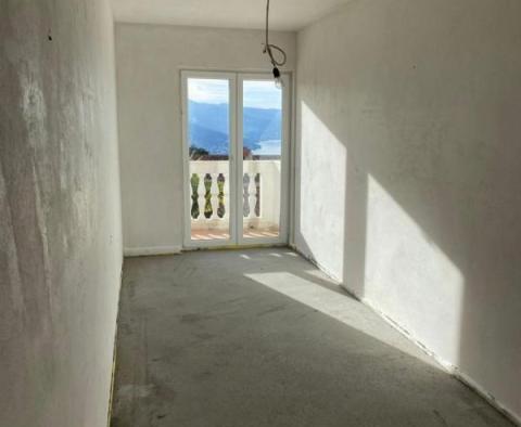 Дом в Матульи над Опатией с панорамным видом на море - фото 37
