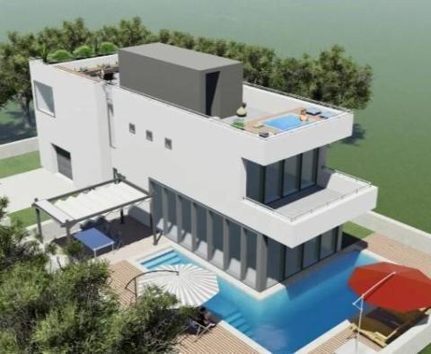 Modern villa with swimming pool near Zadar only 150 meters from the sea 