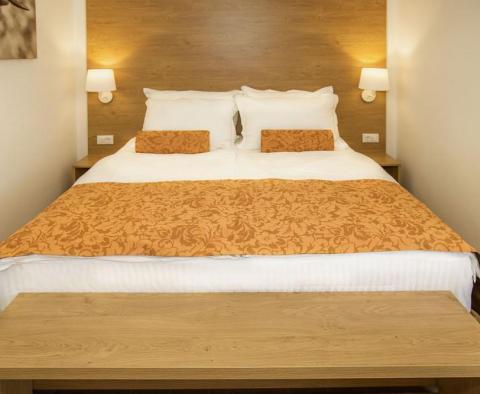 Boutique-Hotel mit 7 Apartments und einem wunderschönen Garten in Baska auf Krk, nur 500 Meter vom Meer entfernt - foto 22