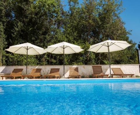 Boutique-Hotel mit 7 Apartments und einem wunderschönen Garten in Baska auf Krk, nur 500 Meter vom Meer entfernt - foto 31