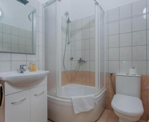 Amazing property with 5 apartments just 50 meters from the sea in Dalmatian Novigrad - pic 28