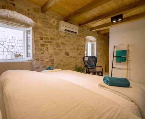 Erstaunlich renoviertes Steinhaus in der alten mittelalterlichen Stadt Trogir - foto 4