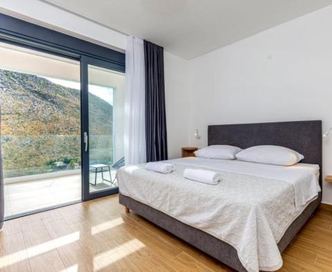 Elegante moderne Villa in Zrnovica bei Split auf 3700 qm. vom Land - foto 21