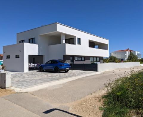 Modern villa with a swimming pool near Zadar just 120 meters from the sea - pic 3