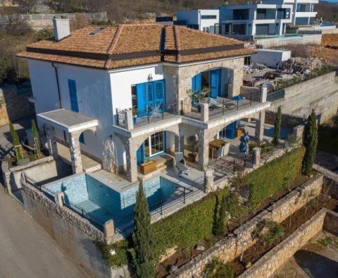 Exclusive family villa with a beautiful panoramic sea view - pic 5
