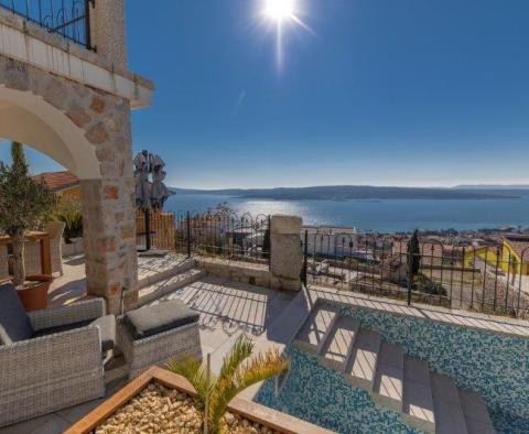 Exclusive family villa with a beautiful panoramic sea view - pic 14