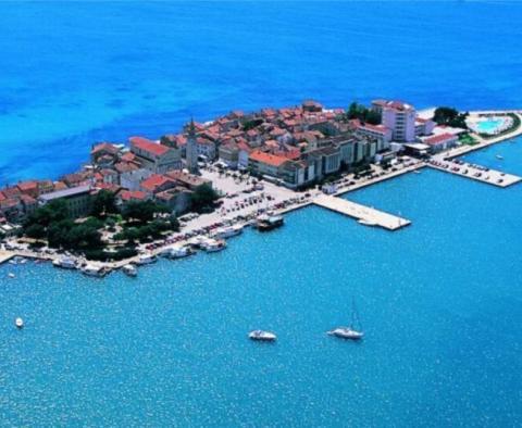 Offre d'espace HÔTEL plus CASINO à Umag en première ligne de mer, en face du port de plaisance - pic 18