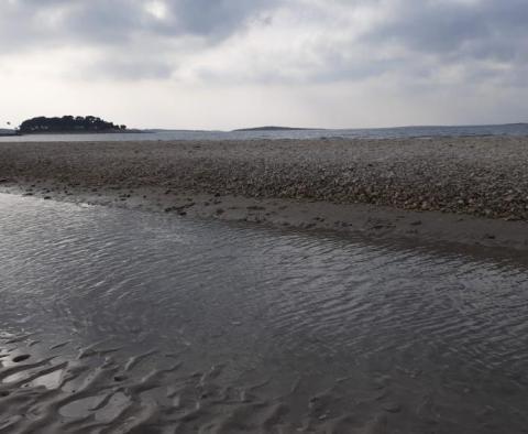 Turistická nemovitost s 5 apartmány v Medulinu s výhledem na moře - pic 88