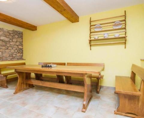 Beautiful villa for sale with swimming pool and sea view in Rabac area, 500m from the sea - pic 37