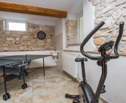 Beautiful villa for sale with swimming pool and sea view in Rabac area, 500m from the sea - pic 39