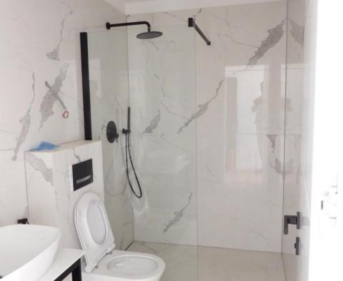 Luxury penthouse of 234.16 m2 with panoramic sea views in Costabella next to Hilton 5***** hotel - pic 14